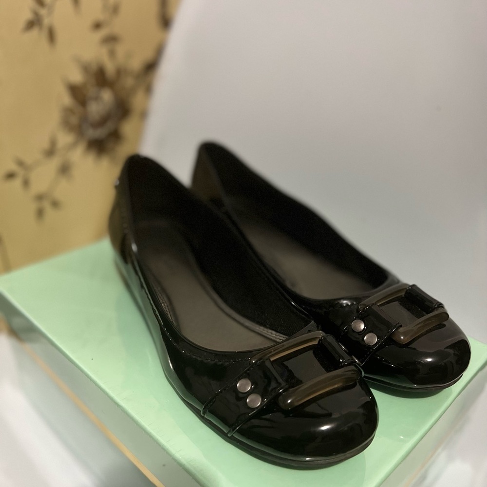 Confort chose like new